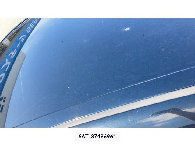 Toyota CAMRY HYBRID 2017-10 8658305-19