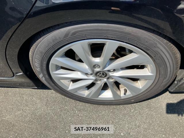 Toyota CAMRY HYBRID 2017-10 8658305-6