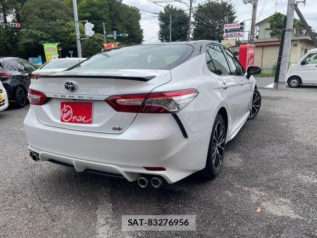 Toyota CAMRY HYBRID 2019-09 8665900-1