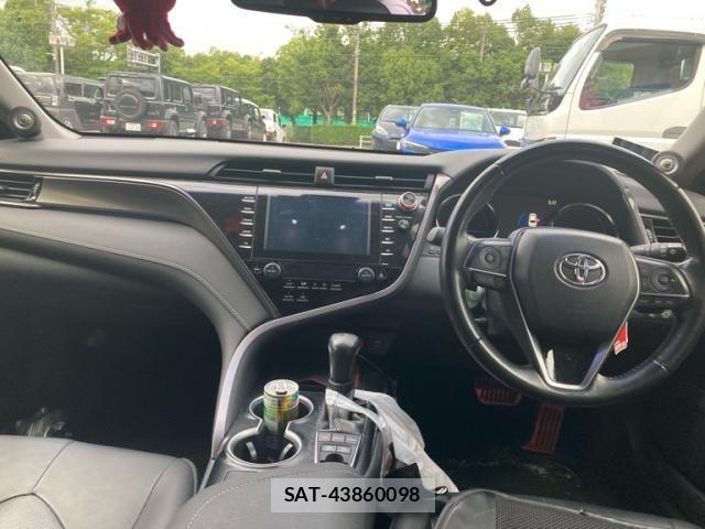 Toyota CAMRY HYBRID 2019-02 8658304-6
