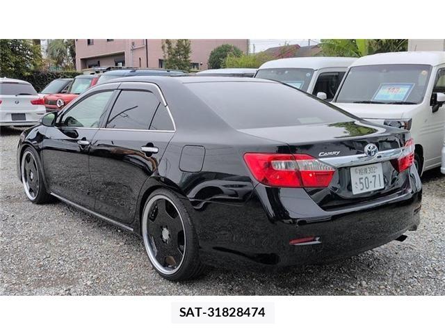 Toyota CAMRY HYBRID 2013-03 8658307-3