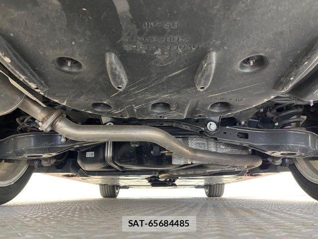 Toyota CAMRY HYBRID 2017-10 8665901-19