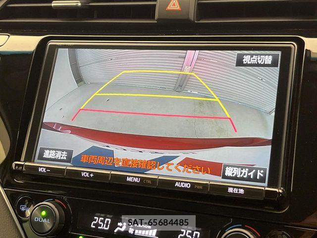 Toyota CAMRY HYBRID 2017-10 8665901-3