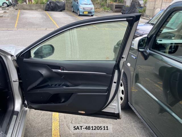 Toyota CAMRY HYBRID 2018-07 8685265-21