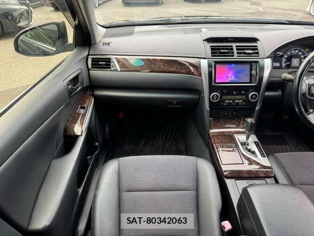 Toyota CAMRY HYBRID 2014-04 8685264-15