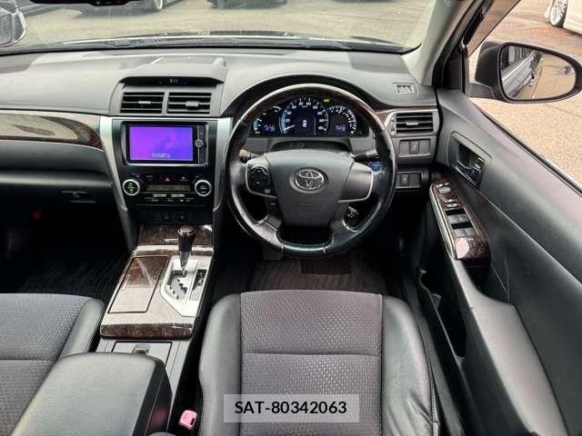 Toyota CAMRY HYBRID 2014-04 8685264-16