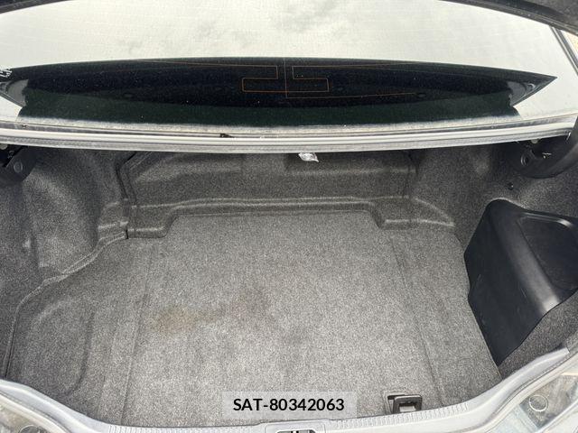 Toyota CAMRY HYBRID 2014-04 8685264-26
