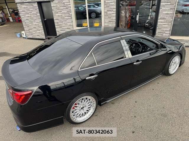 Toyota CAMRY HYBRID 2014-04 8685264-2