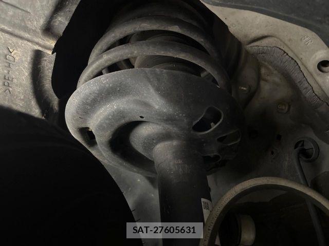 Toyota CAMRY HYBRID 2017-09 8741049-17