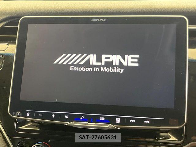Toyota CAMRY HYBRID 2017-09 8741049-2