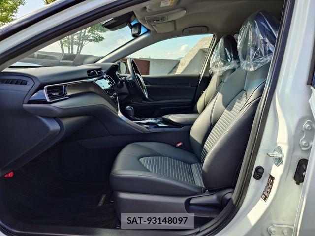 Toyota CAMRY HYBRID 2020-03 8741045-19