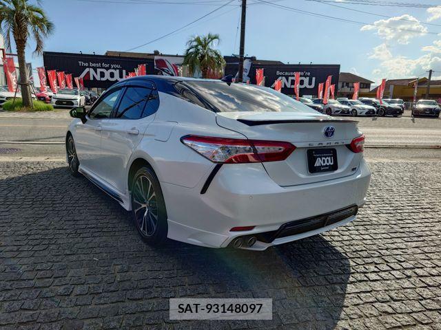 Toyota CAMRY HYBRID 2020-03 8741045-2