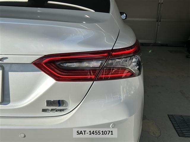 Toyota CAMRY HYBRID 2021-11 8741048-9
