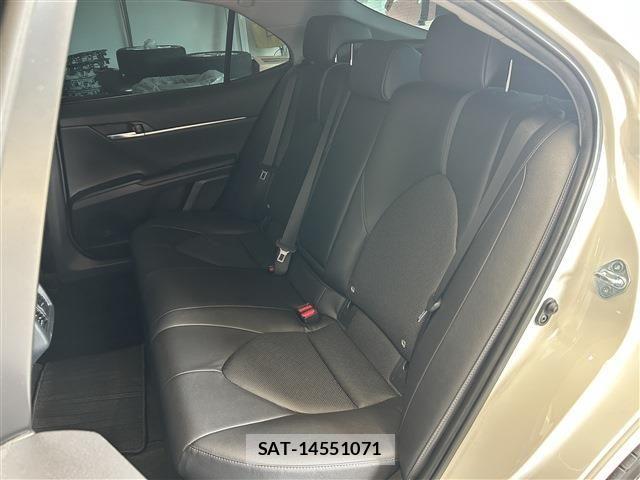 Toyota CAMRY HYBRID 2021-11 8741048-26