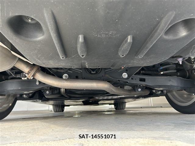 Toyota CAMRY HYBRID 2021-11 8741048-28