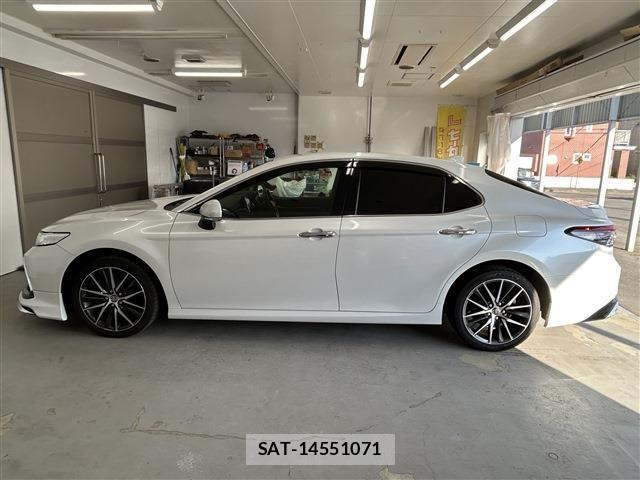 Toyota CAMRY HYBRID 2021-11 8741048-7