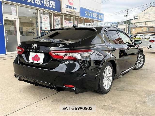 Toyota CAMRY HYBRID 2022-11 8741044-2