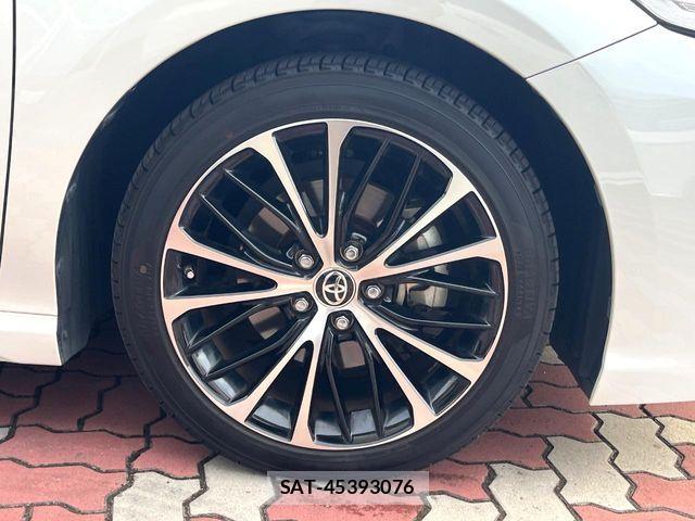Toyota CAMRY HYBRID 2020-04 8741047-11