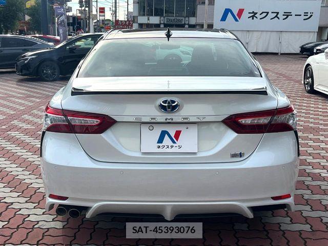 Toyota CAMRY HYBRID 2020-04 8741047-14