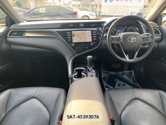 Toyota CAMRY HYBRID 2020-04 8741047-1