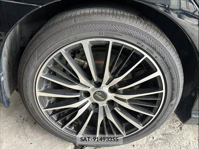 Toyota CAMRY HYBRID 2013-09 8741058-16
