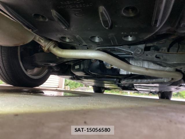 Toyota CAMRY HYBRID 2017-12 8741055-6
