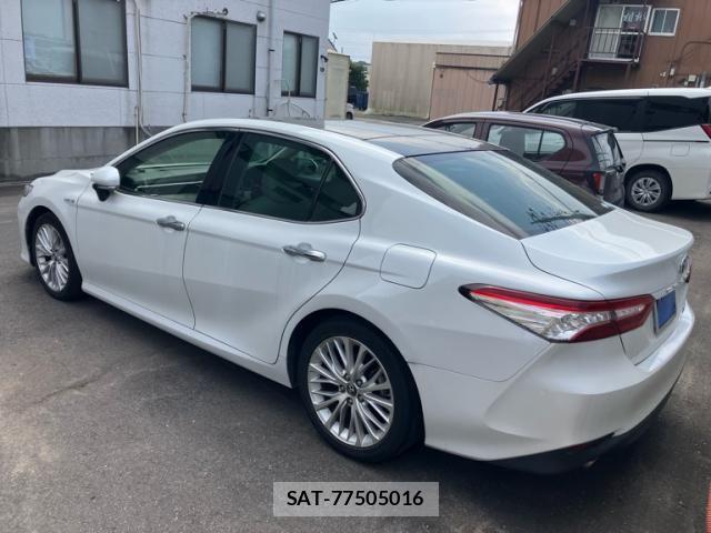 Toyota CAMRY HYBRID 2017-12 8741053-9