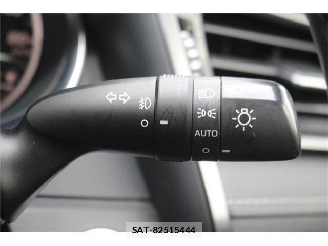 Toyota CAMRY HYBRID 2019-12 8741052-23