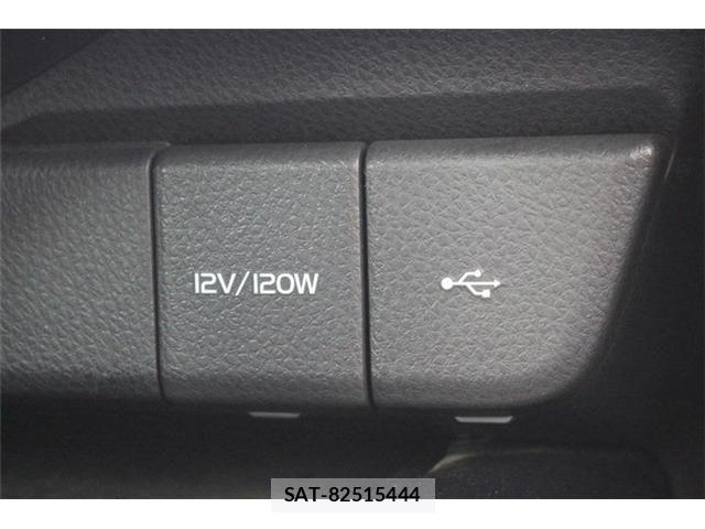 Toyota CAMRY HYBRID 2019-12 8741052-24