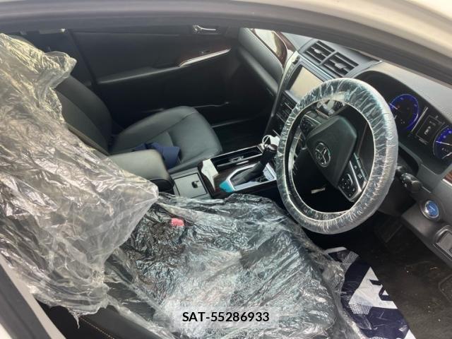 Toyota CAMRY HYBRID 2017-03 8741056-20