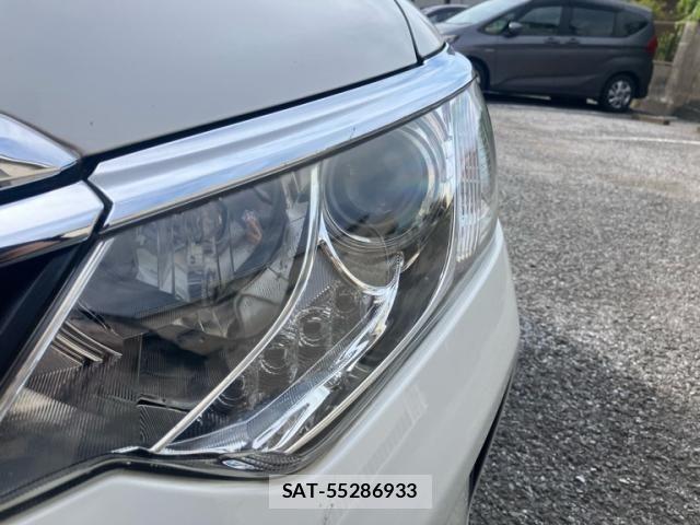 Toyota CAMRY HYBRID 2017-03 8741056-3