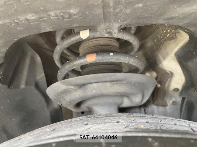 Toyota CAMRY HYBRID 2020-01 8741046-19