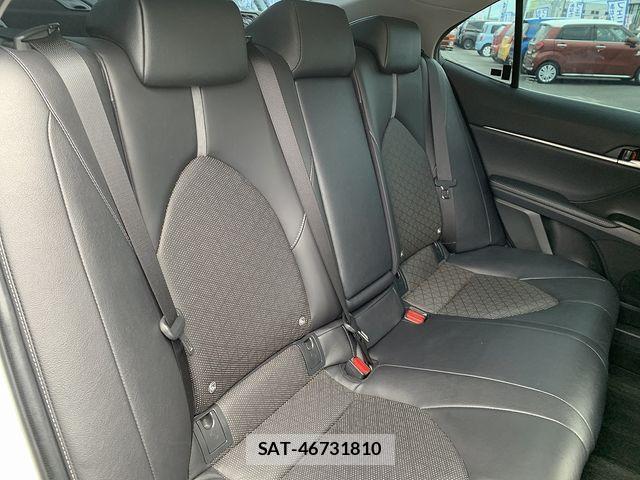 Toyota CAMRY HYBRID 2023-12 8779677-18
