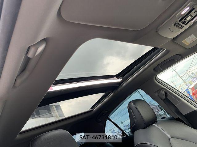 Toyota CAMRY HYBRID 2023-12 8779677-22