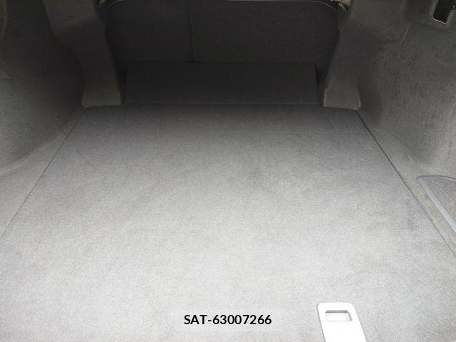 Toyota CAMRY HYBRID 2021-08 8779678-21