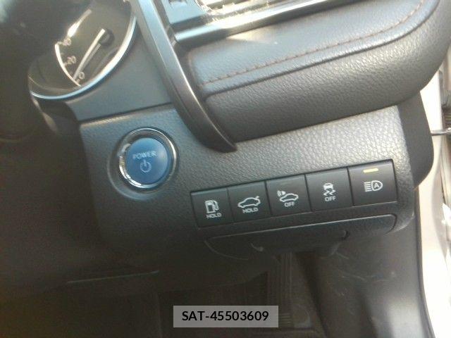Toyota CAMRY HYBRID 2020-05 8779682-4