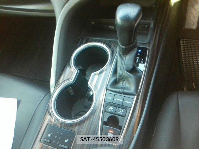Toyota CAMRY HYBRID 2020-05 8779682-5