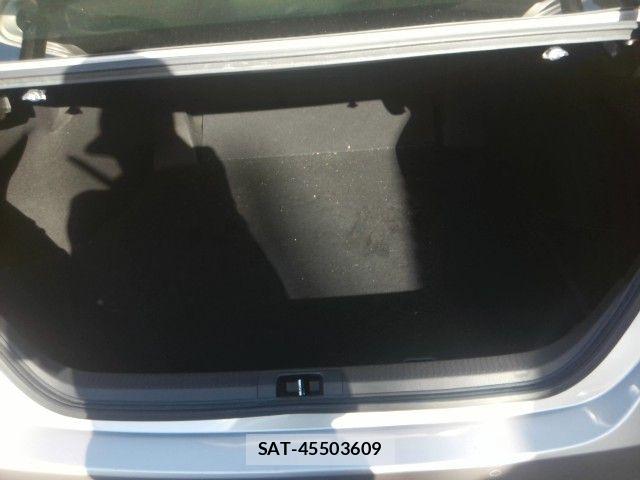 Toyota CAMRY HYBRID 2020-05 8779682-7