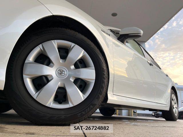 Toyota CAMRY HYBRID 2018-01 8795436-8