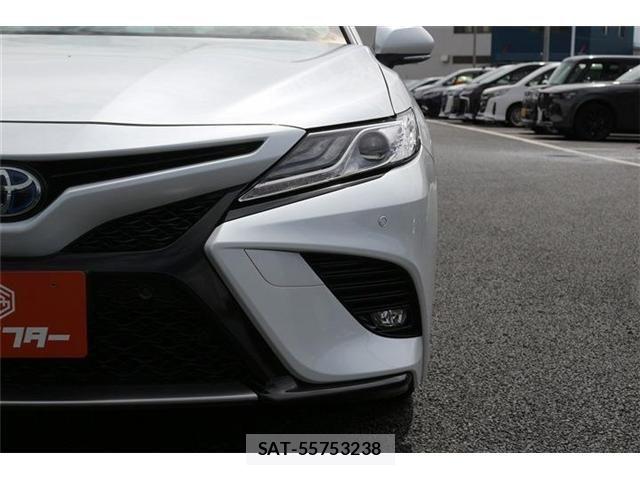 Toyota CAMRY HYBRID 2019-05 8795437-26