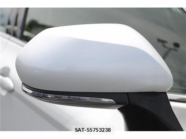 Toyota CAMRY HYBRID 2019-05 8795437-27