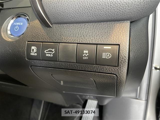 Toyota CAMRY HYBRID 2022-07 8828139-12
