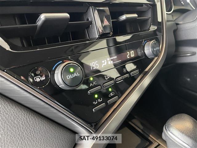 Toyota CAMRY HYBRID 2022-07 8828139-21