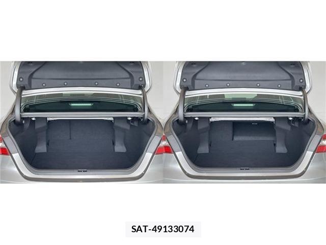 Toyota CAMRY HYBRID 2022-07 8828139-5