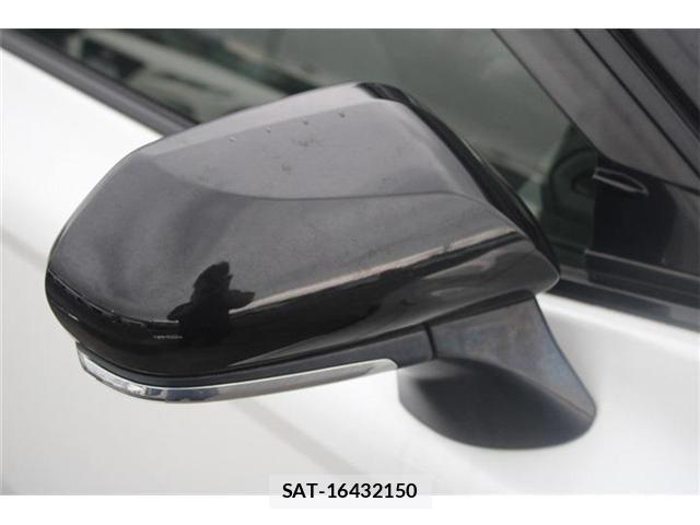 Toyota CAMRY HYBRID 2019-02 8828140-18