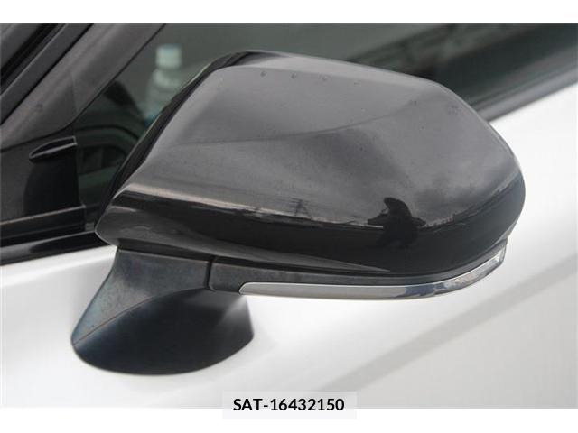 Toyota CAMRY HYBRID 2019-02 8828140-20
