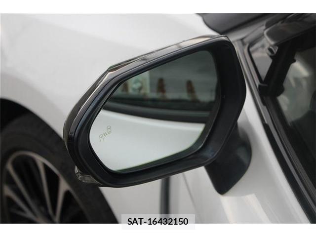 Toyota CAMRY HYBRID 2019-02 8828140-21