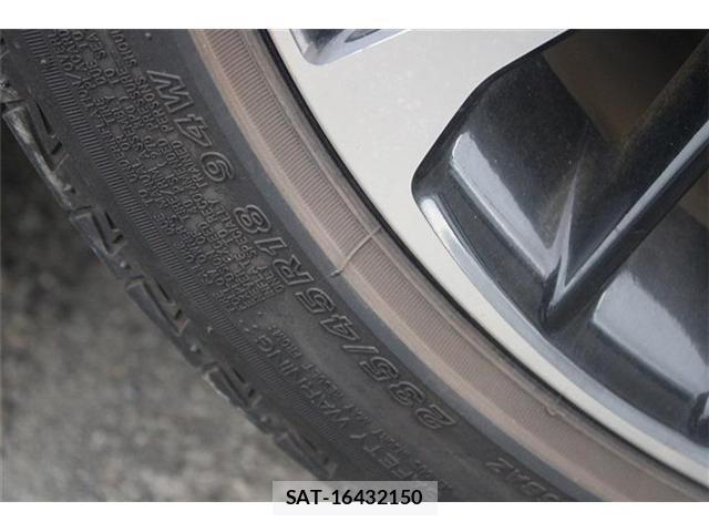 Toyota CAMRY HYBRID 2019-02 8828140-27