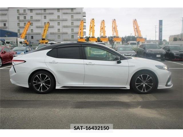 Toyota CAMRY HYBRID 2019-02 8828140-8