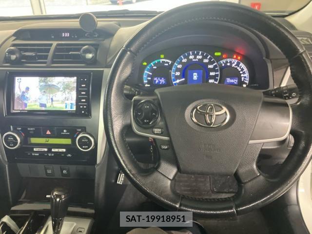 Toyota CAMRY HYBRID 2012-01 8828146-14